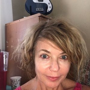 Meet your Posher, Lisa